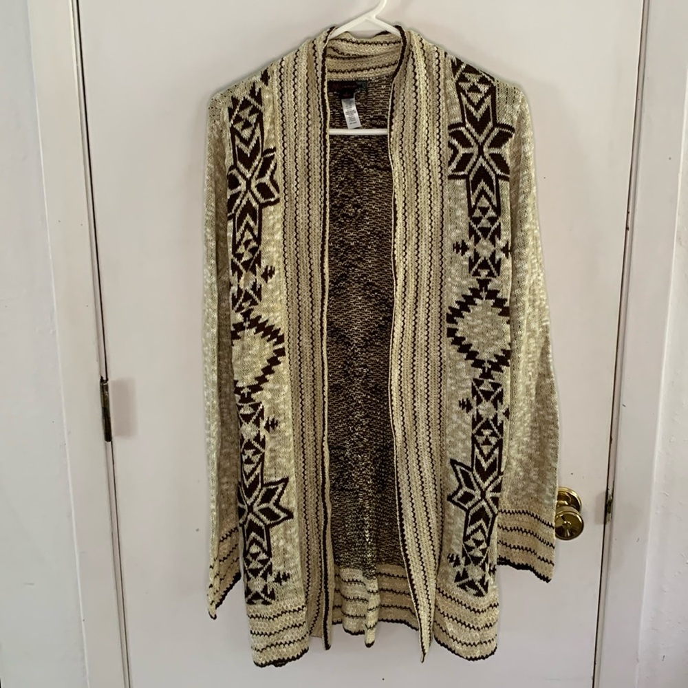 JW Style tan/white open front cardigan with brown southwestern design Size Large